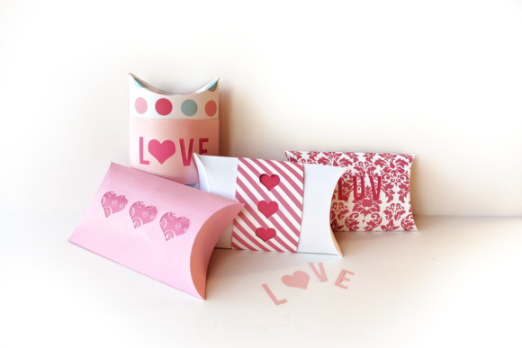 Valentine Love and Hearts Pillow Box
